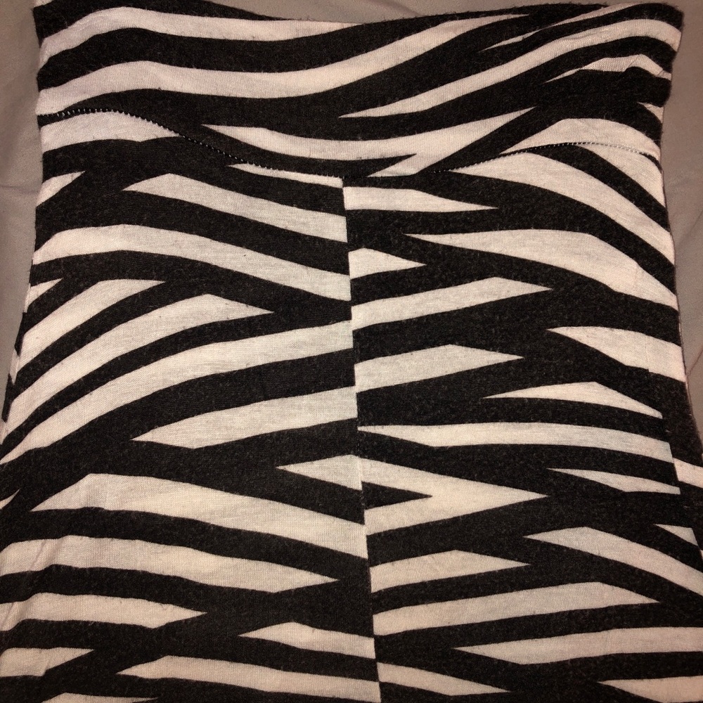 Cute black and white stripped maxi skirt